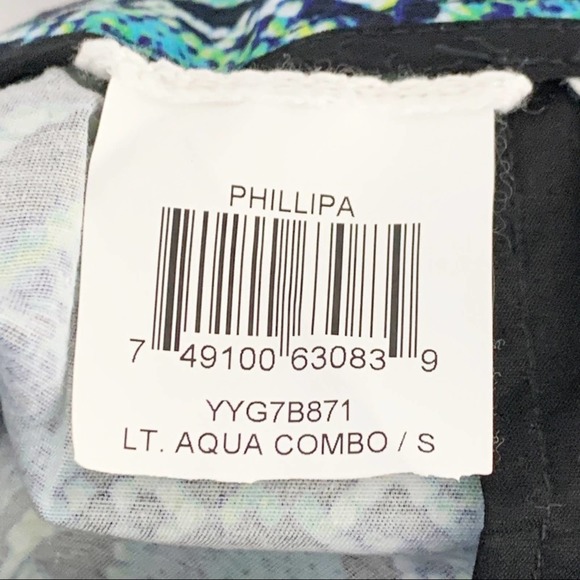 BCBGMaxAzria Snake Skin Print Shorts S - Picture 7 of 8